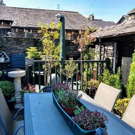 The Lakes فندق مبيت وإفطار آمبيلسايد