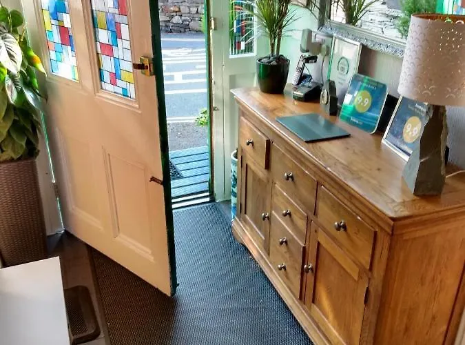 The Lakes فندق مبيت وإفطار 3*