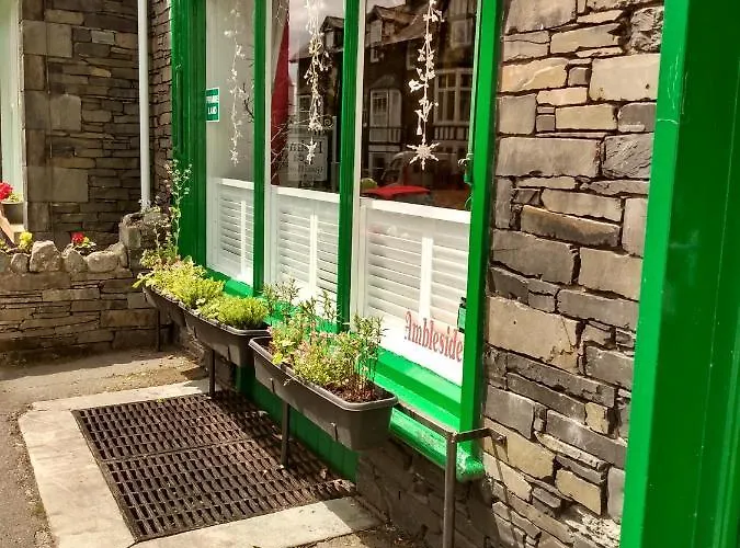 فندق مبيت وإفطار The Lakes آمبيلسايد