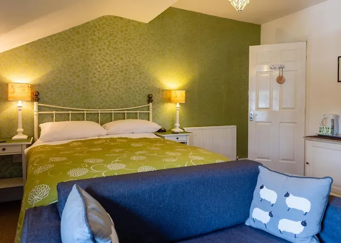 فندق مبيت وإفطار The Lakes