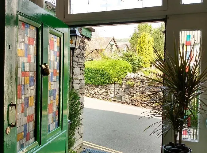 فندق مبيت وإفطار The Lakes