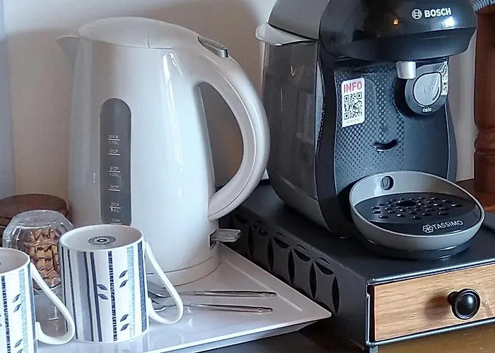 فندق مبيت وإفطار The Lakes