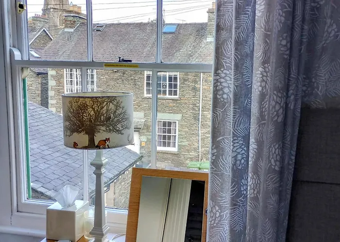 فندق مبيت وإفطار The Lakes آمبيلسايد