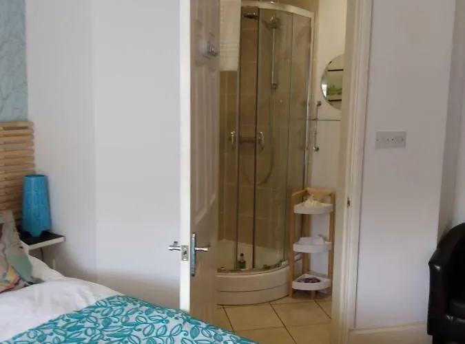 فندق مبيت وإفطار The Lakes آمبيلسايد