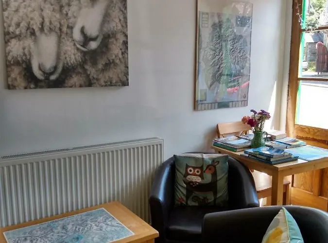 فندق مبيت وإفطار The Lakes آمبيلسايد