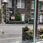 Bed & Breakfast The Lakes 4*