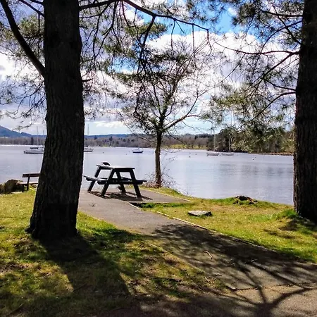 The Lakes 2* Ambleside